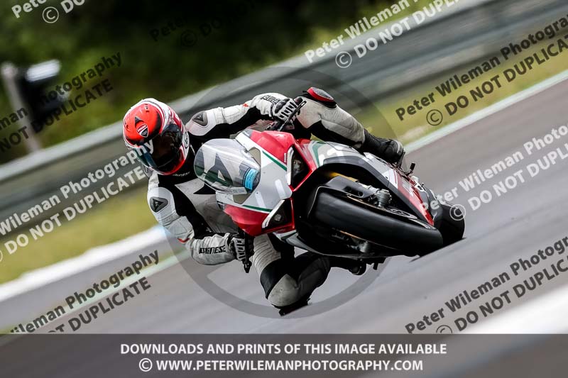 estoril;event digital images;motorbikes;no limits;peter wileman photography;portugal;trackday;trackday digital images